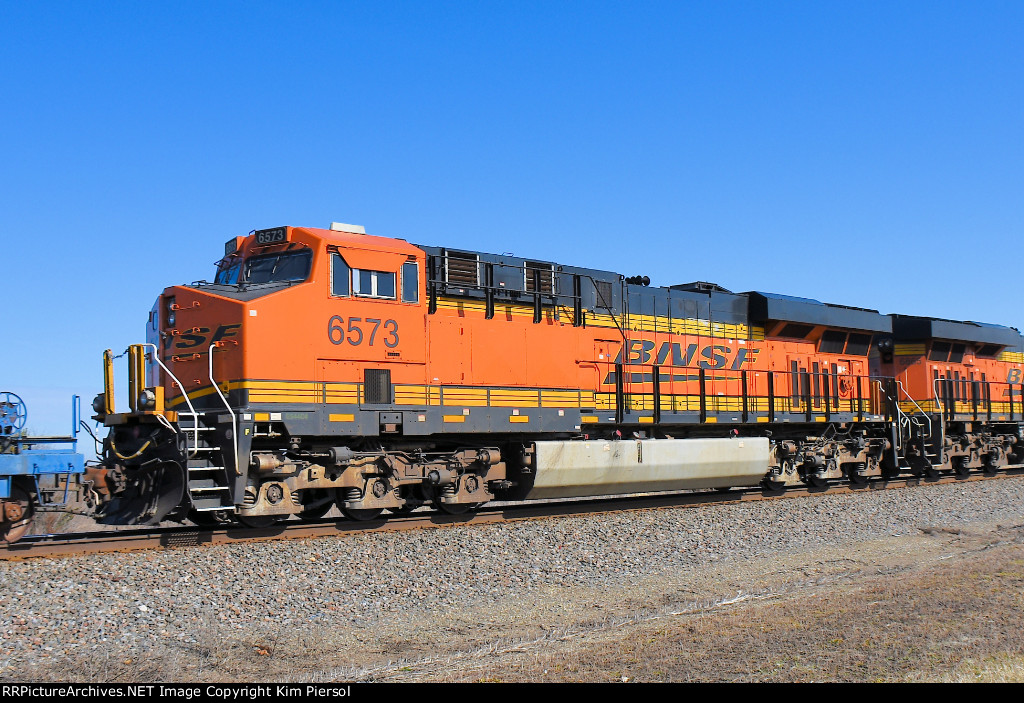 BNSF 6573